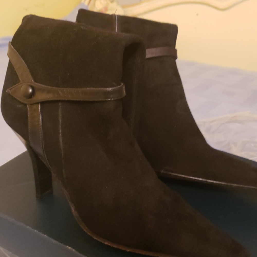 Kenneth Cole